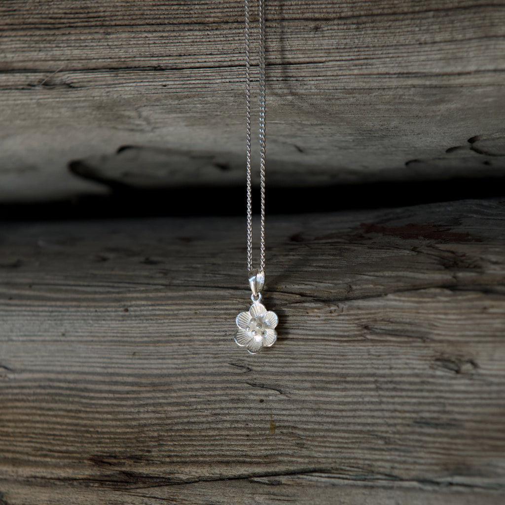 Blomma i silver
